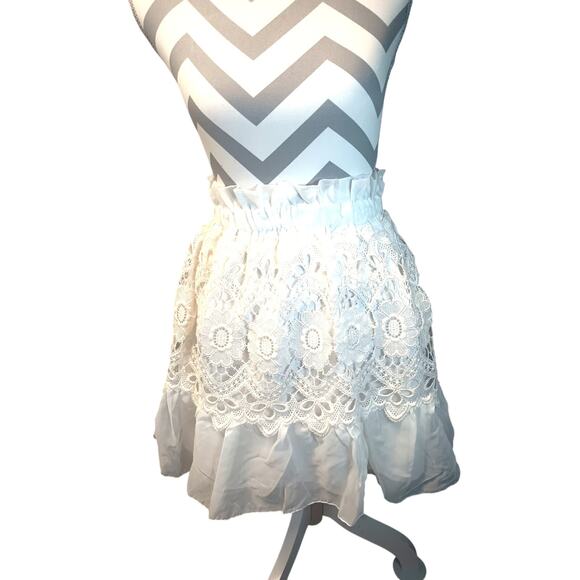 Vintage Hostess Apron Overskirt Fancy White double layer embroidery lace overlay - Picture 5 of 12